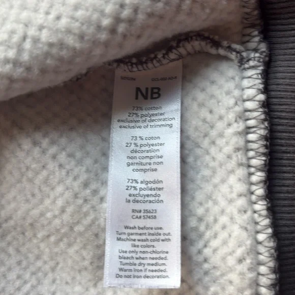 Bundle new born baby boy NWOT 2 pc outfit with Velcro front closure +4 items - Picture 13 of 13